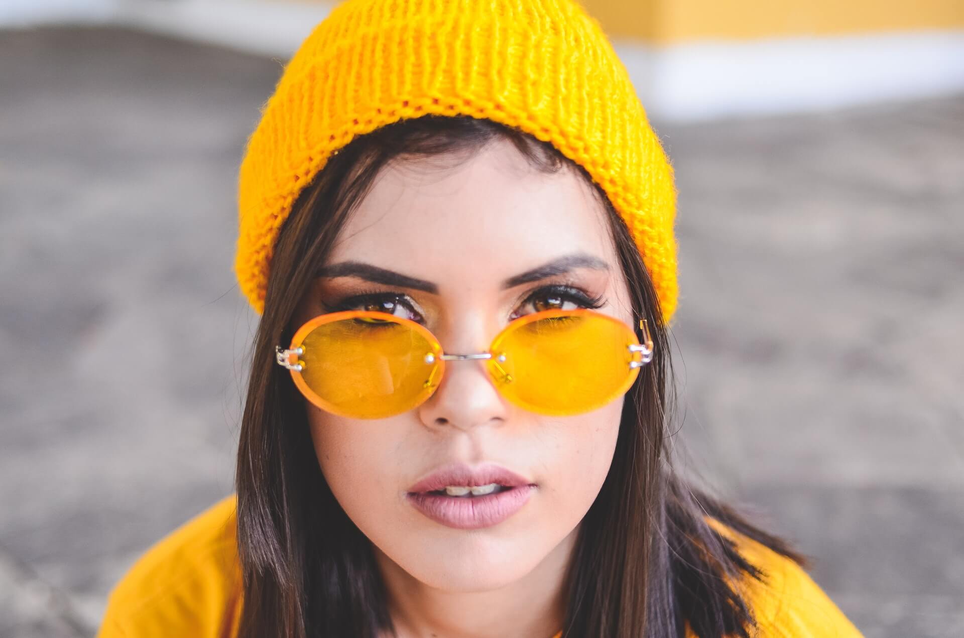 Gafas de sol de cristal amarillo vintage